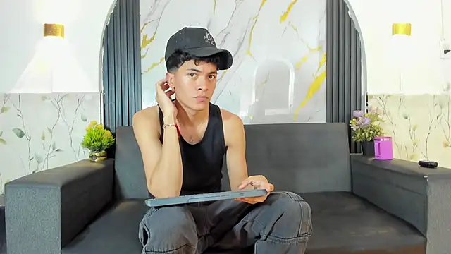 Yeff_26 Live XXX-chat