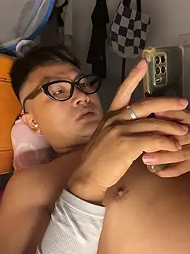 Chat XXX Live lixiaoshuai8