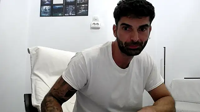 XXX chat uživo modela Verycutex