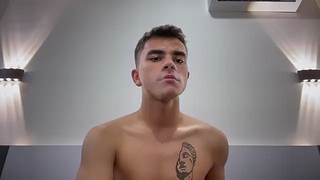 Chat +18 de Just_Max02 ao vivo