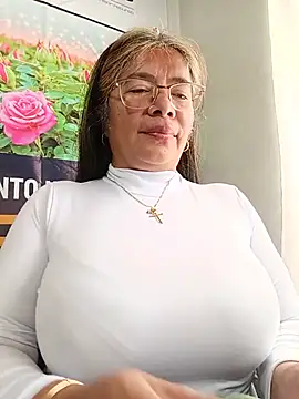 __valentina18 Chat XXX in diretta