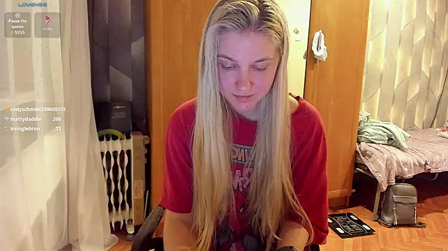Tiny_Kiss Chat XXX in diretta
