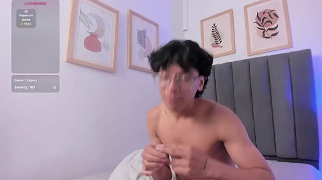 Adams__Bobby live XXX chat