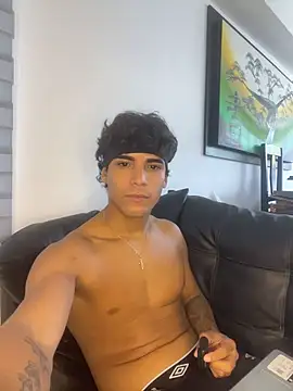 Smmd2003 Live XXX Chat