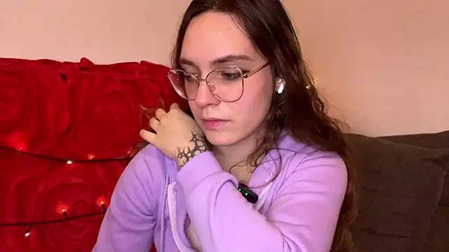 XXX chat uživo modela AliKnop