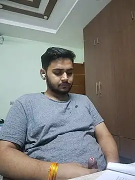 rahulsaxyのウェブカメラショー