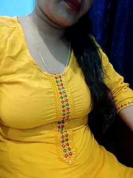 Your_Ladoo's Live XXX Chat