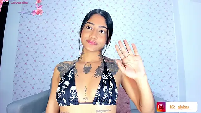 Chat XXX en directo de Alykass