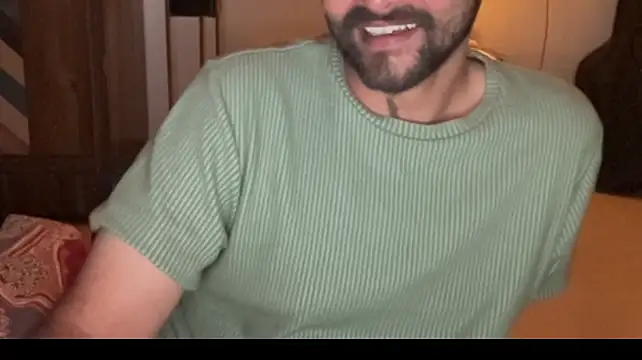 Chat +18 de Mr_Raje ao vivo