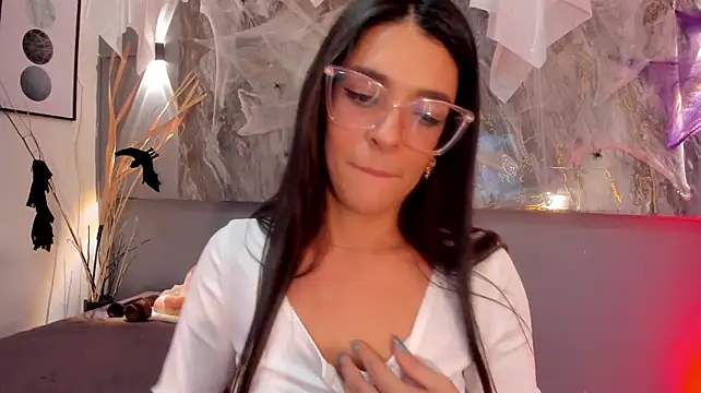Chat +18 de annyluna1 ao vivo