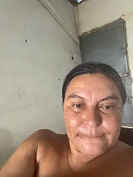 Horny-Mommy-Dirty's Live XXX Chat