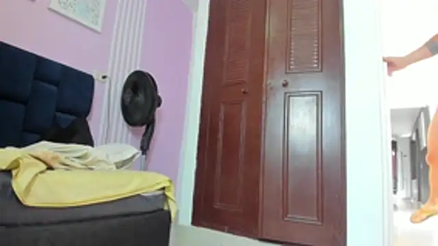 taylor_Stele Adlı Modelin Canlı XXX Sohbeti