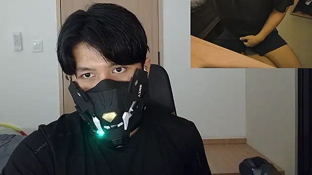 zero-kun: διαδικτυακό σόου στην κάμερα