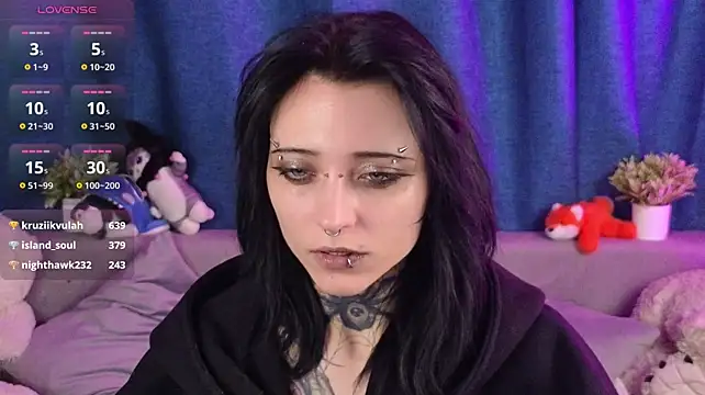 Chat +18 de Neya_Lettee ao vivo