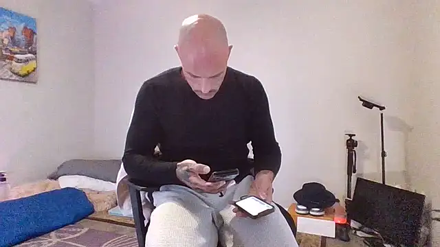 2attract's Live XXX Chat
