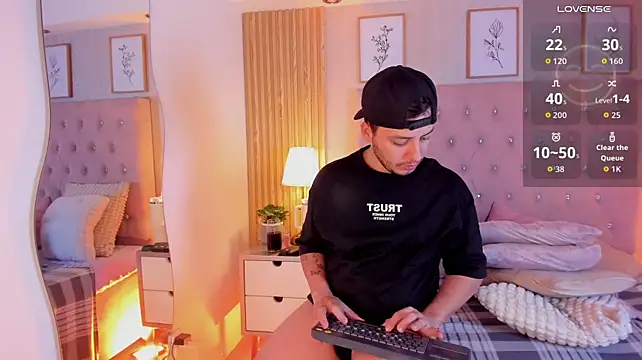 Jonath_1 XXX чат на живо