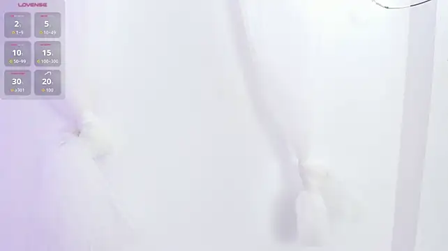 دردشة Summer_May الجنسية المباشرة
