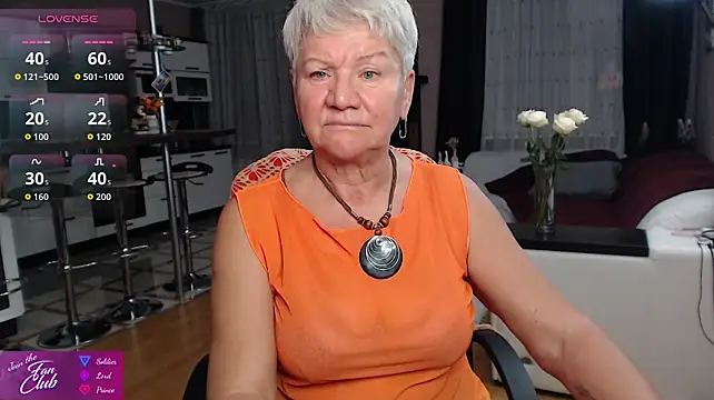 Chat +18 de roxana_brooks ao vivo