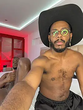 Chat XXX ao vivo de DereckandJakee