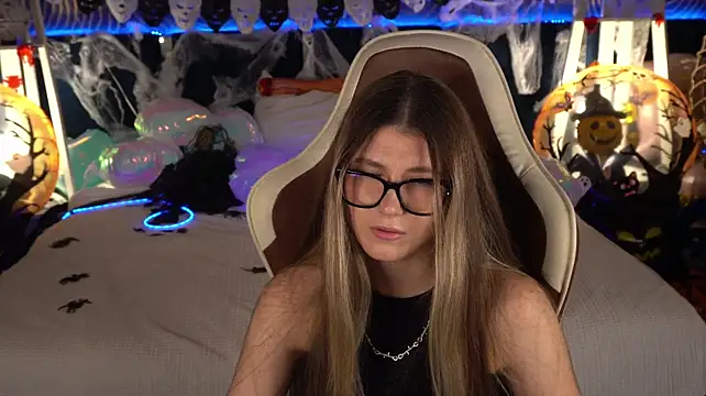 XXX chat uživo modela Lissaa_Moon