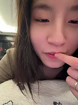 Uugirl00's Live XXX Chat