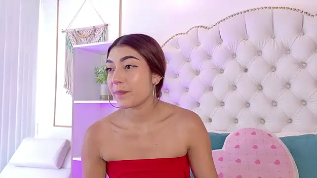 Chat +18 de AriaStonne ao vivo
