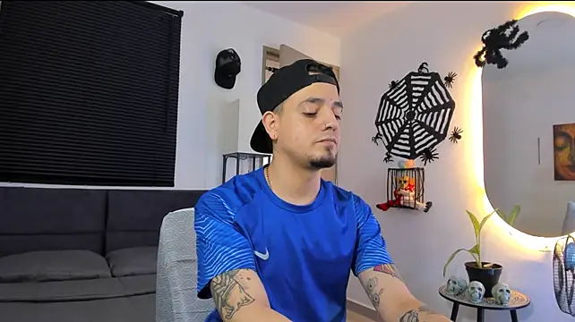 alejandro_calderon1 라이브 XXX 채팅