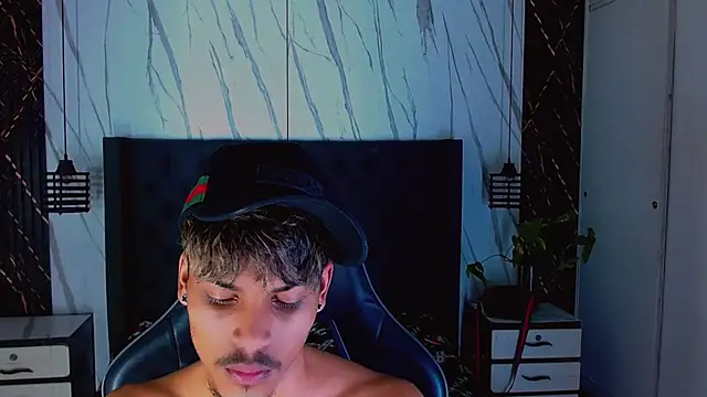 Chat XXX ao vivo de Angel_foxc13