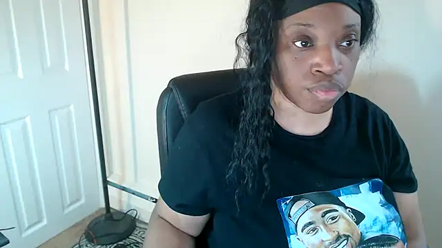Sexymona1218's Live XXX Chat