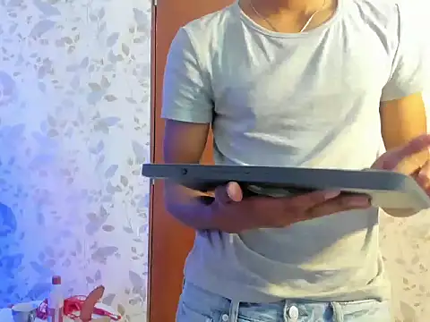 הופעת וובקאם של luccas_lowee