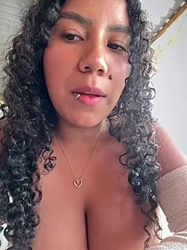 serena_willow লাইভ XXX চ্যাট