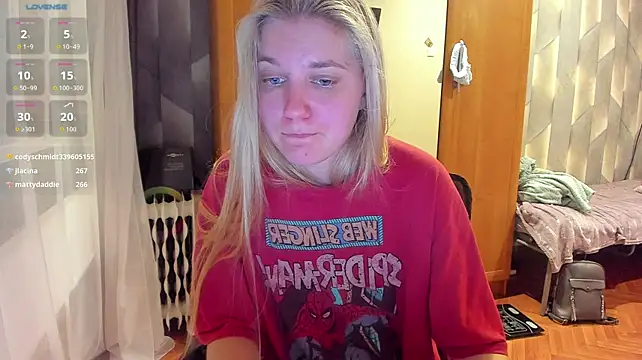 Tiny_Kiss Live XXX-chat