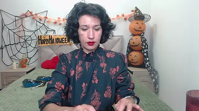 XXX chat uživo modela CameronEnns