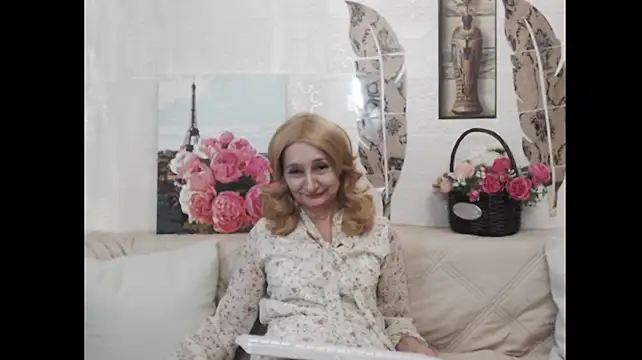 AnnieEltgant Chat XXX live