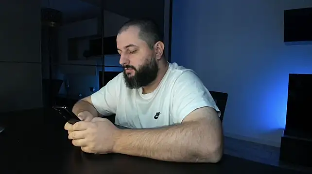 DravenPeak Chat XXX live