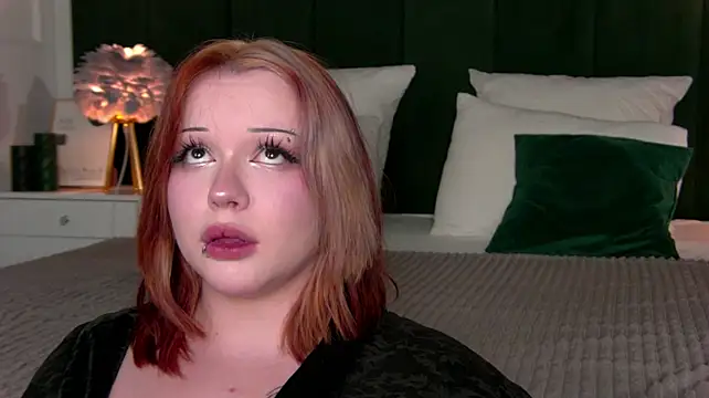Chatroom XXX en direct de KittyNuarr