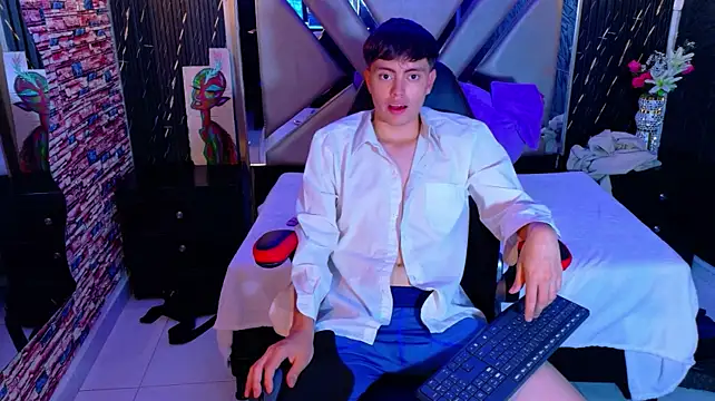 Brian_Montes Chat XXX live