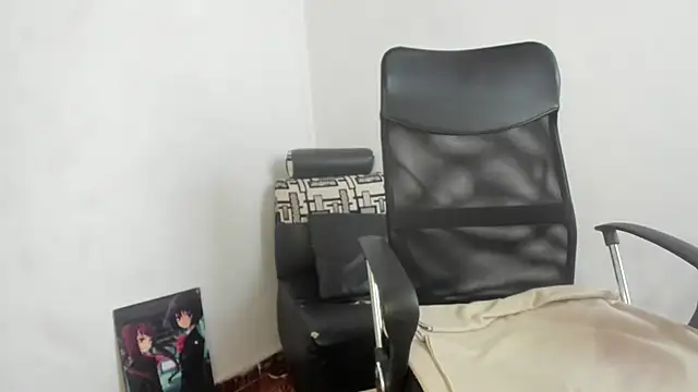 Chat +18 de Nathaly_love96 ao vivo