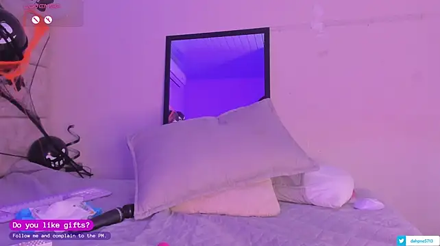 Daphne___ Live XXX Chat