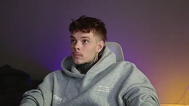 DENIS_HERE Chat XXX live