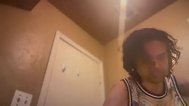 icebergslim281 live XXX chat