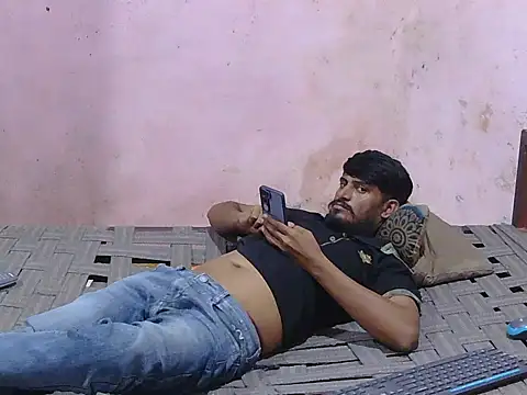 Yuvi_hot XXX чат на живо
