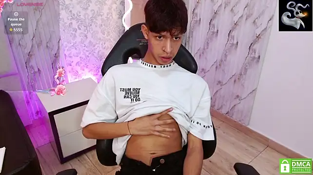 Chat XXX Live OLIIVER_TAY