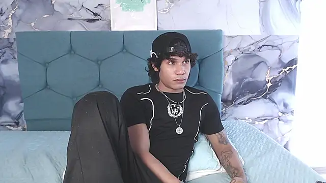 MaximilianRoth Chat XXX in diretta