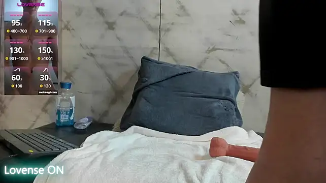 nicktorn Chat XXX in diretta