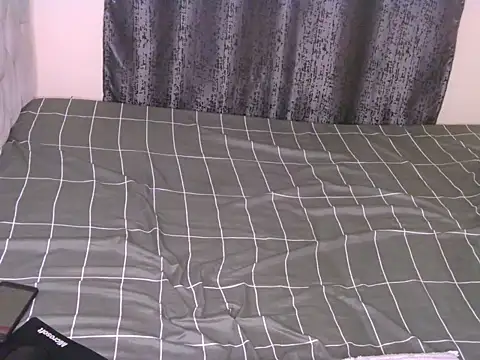 Bustycece XXX чат на живо
