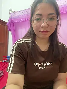 Phiea-nc94 – Live XXX-chat