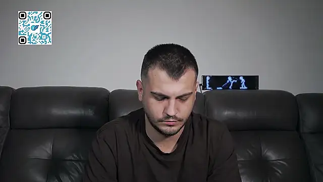 CrazyDom1 Chat XXX in diretta