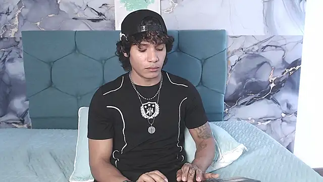 MaximilianRoth 라이브 XXX 채팅