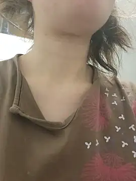 Chat +18 de LaraBelle ao vivo